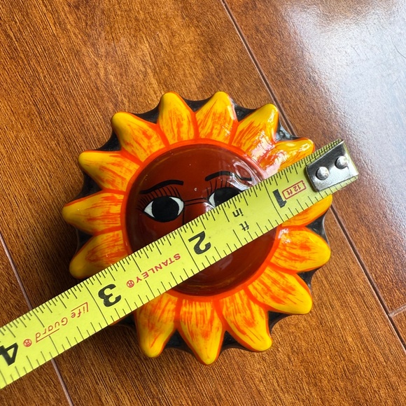 Folk Art Sun Ceramic Trinket Box Hand Painted Lid & Base Flower Yellow Black. - Picture 7 of 8